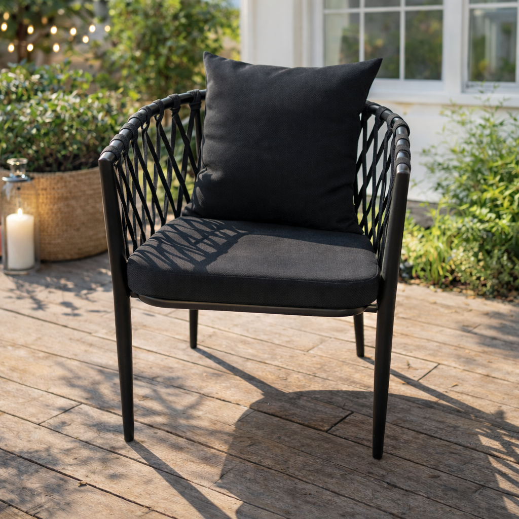 Silla negra con cojin