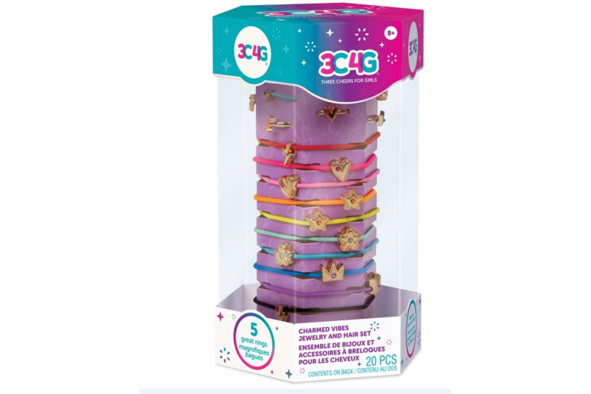 Set de pulseras y anillos