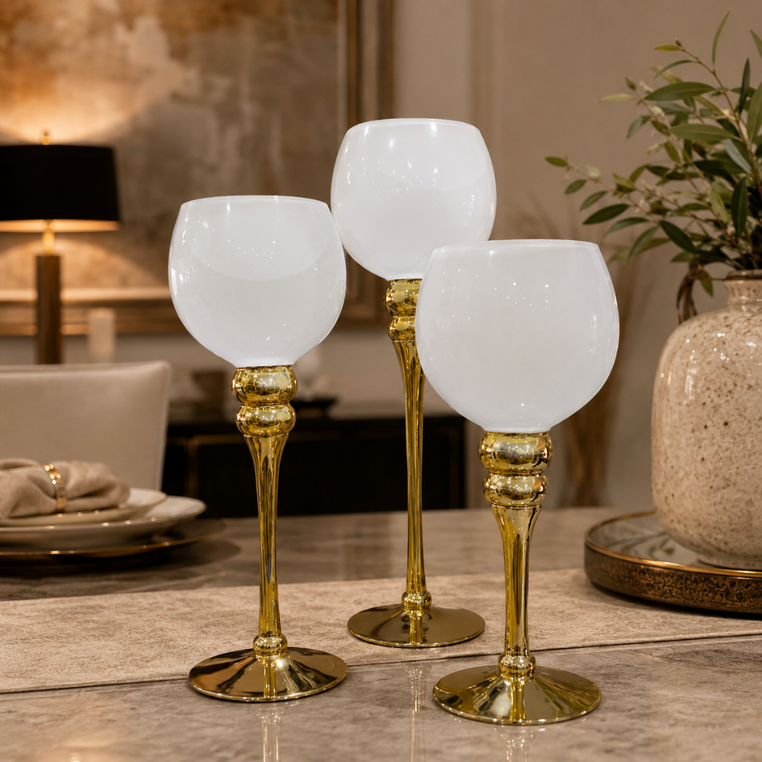 Candelabro copas doradas