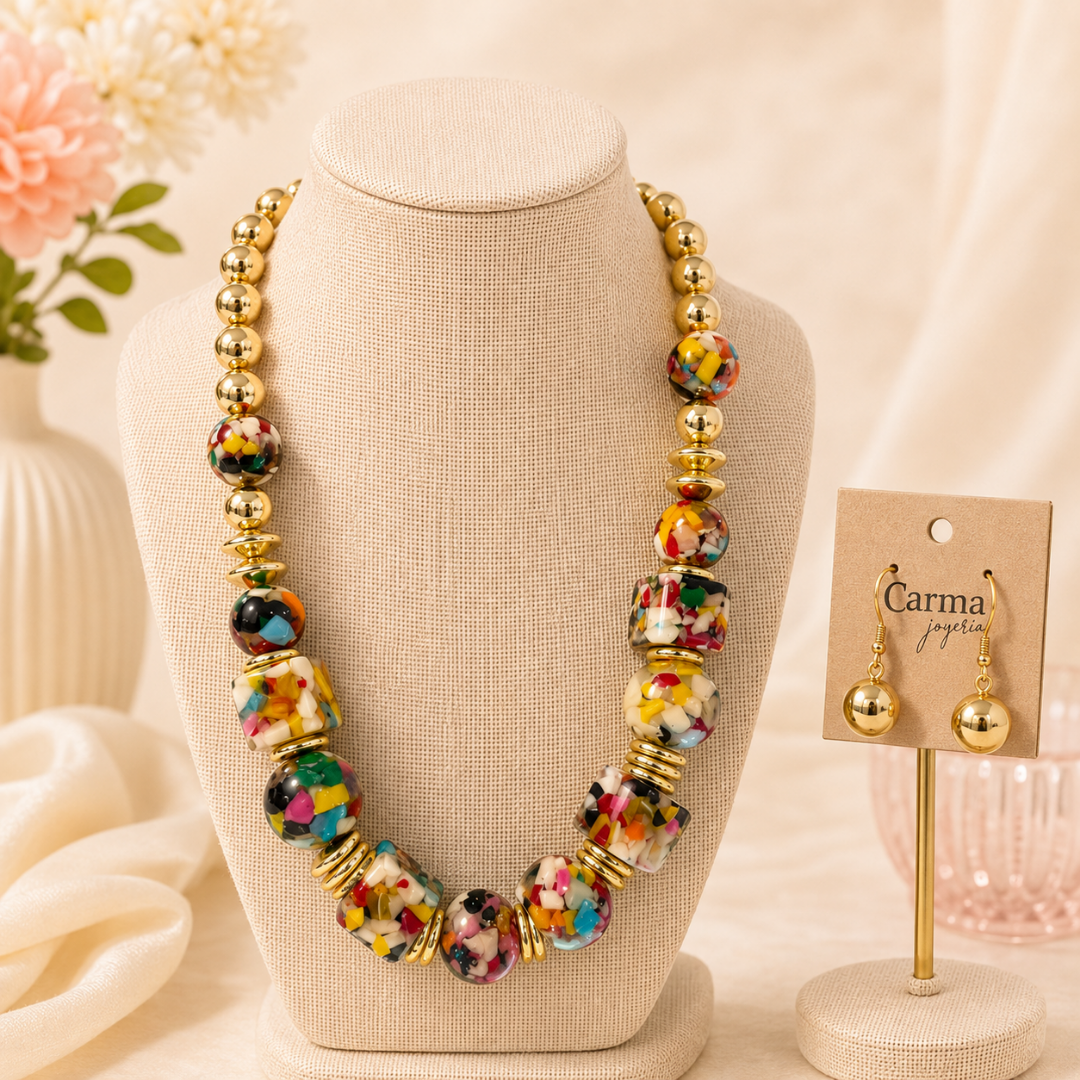 Collar y aretes